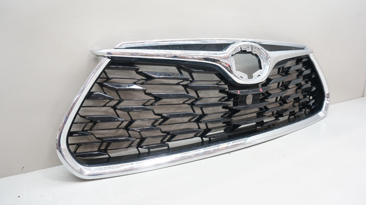 2020-2023 TOYOTA HIGHLANDER FRONT UPPER BUMPER RADIATOR GRILLE OEM 53101-0E330