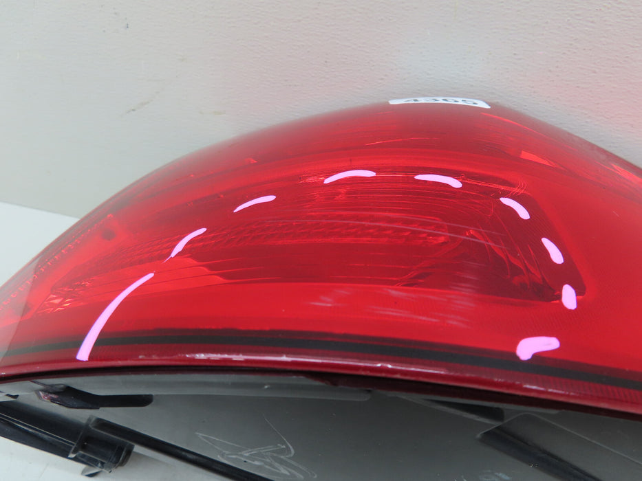 2012 2013 KIA OPTIMA REAR RIGHT PASSENGER SIDE OUTER TAIL LIGHT OEM