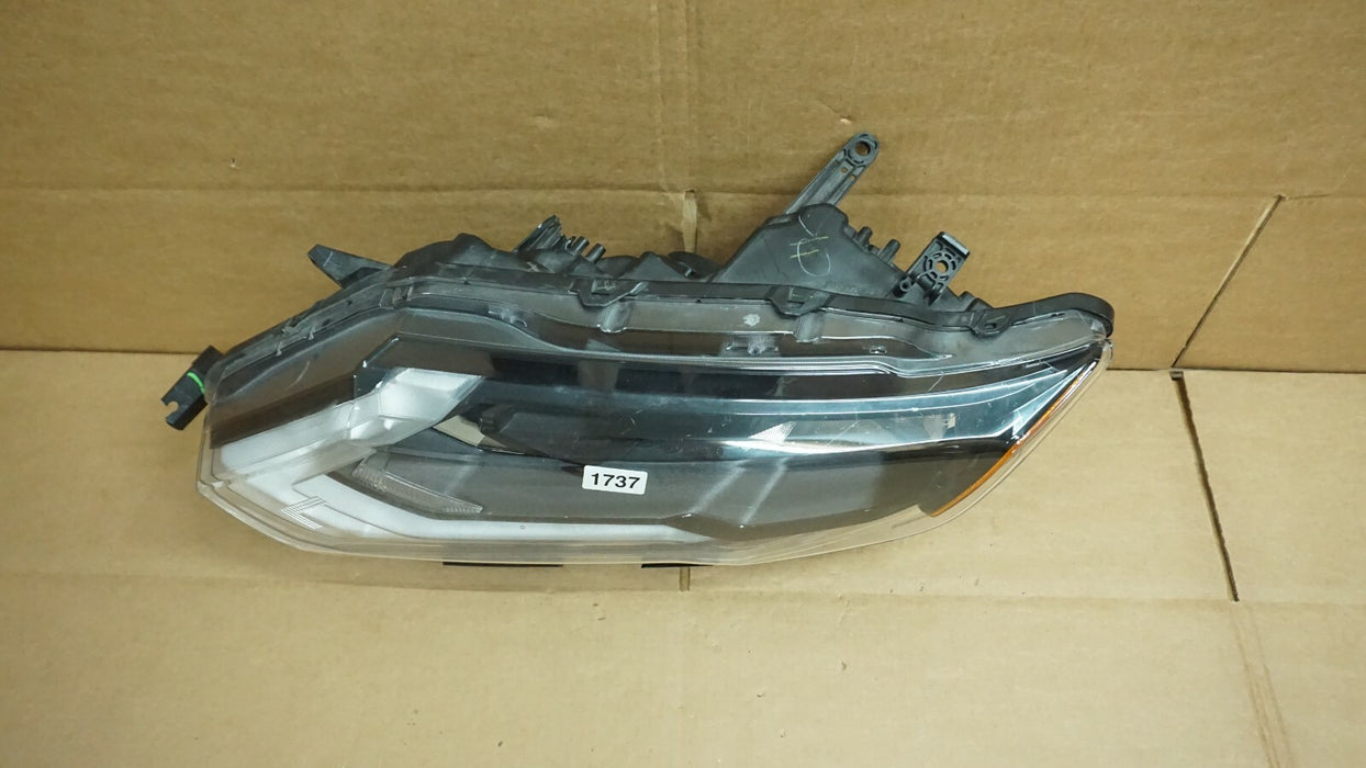 2017-2019 NISSAN ROGUE FRONT LEFT DRIVER SIDE HEADLIGHT HEADLAMP HALOGEN OEM