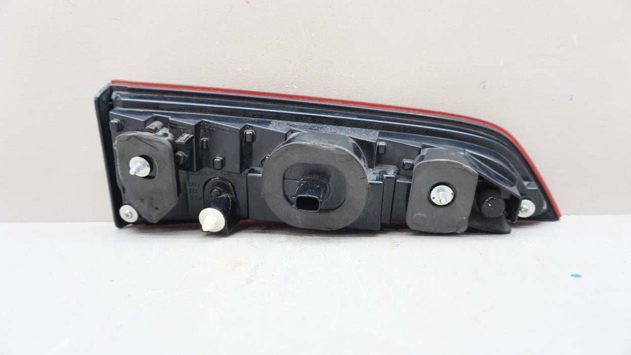 2016-2018 HONDA PILOT REAR RH RIGHT PASSENGER SIDE INNER TAIL LIGHT OEM