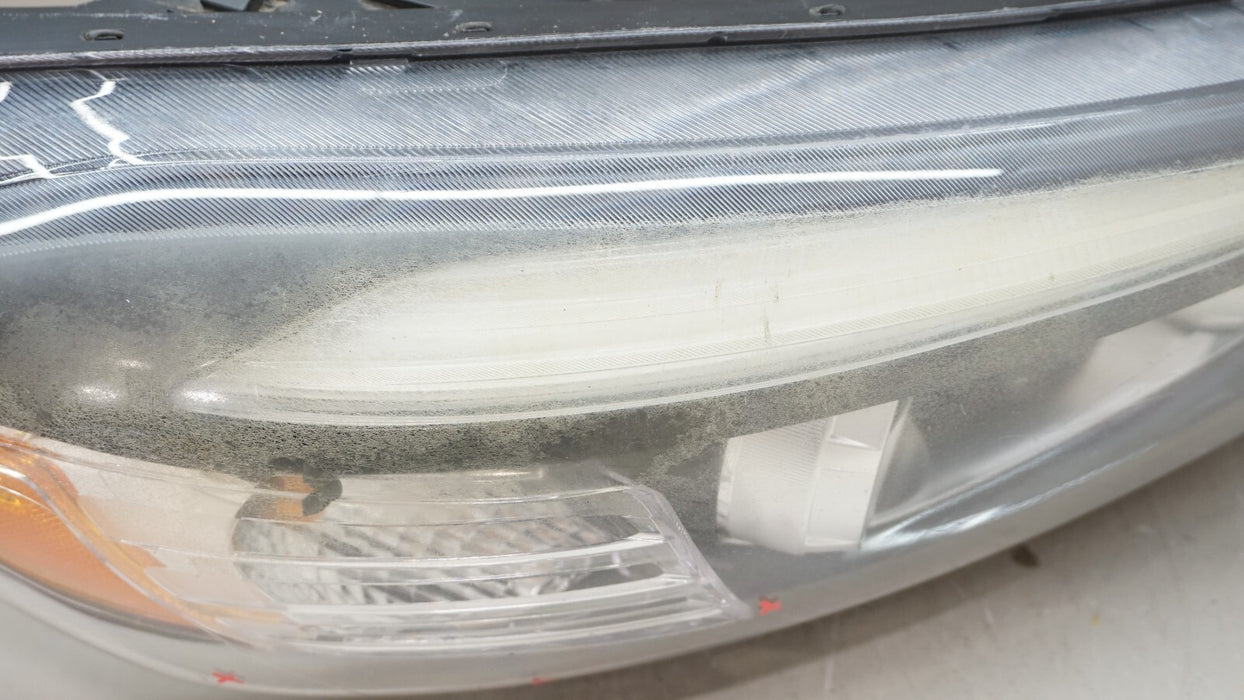 2016-2018 KIA SORENTO FRONT RIGHT PASSENGER SIDE HEADLIGHT LAMP OEM 92102-C6