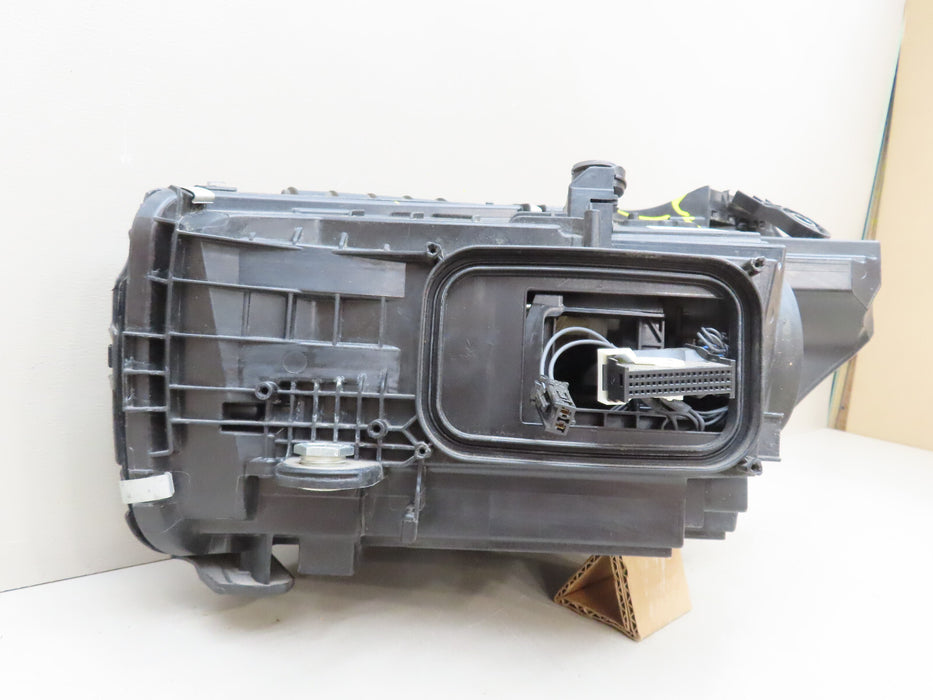 2022 2023 MERCEDES-BENZ C-CLASS C300 FRONT RIGHT PASSENGER HEADLIGHT LED OEM