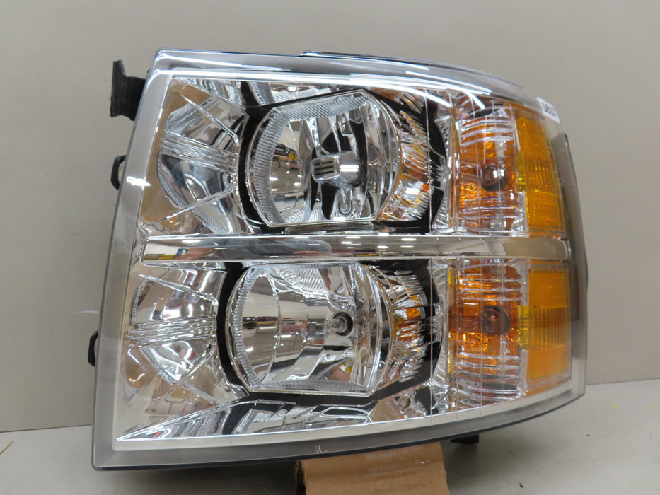 2007-2013 CHEVROLET SILVERADO 1500 FRONT LEFT DRIVER HEADLIGHT HALOGEN OEM