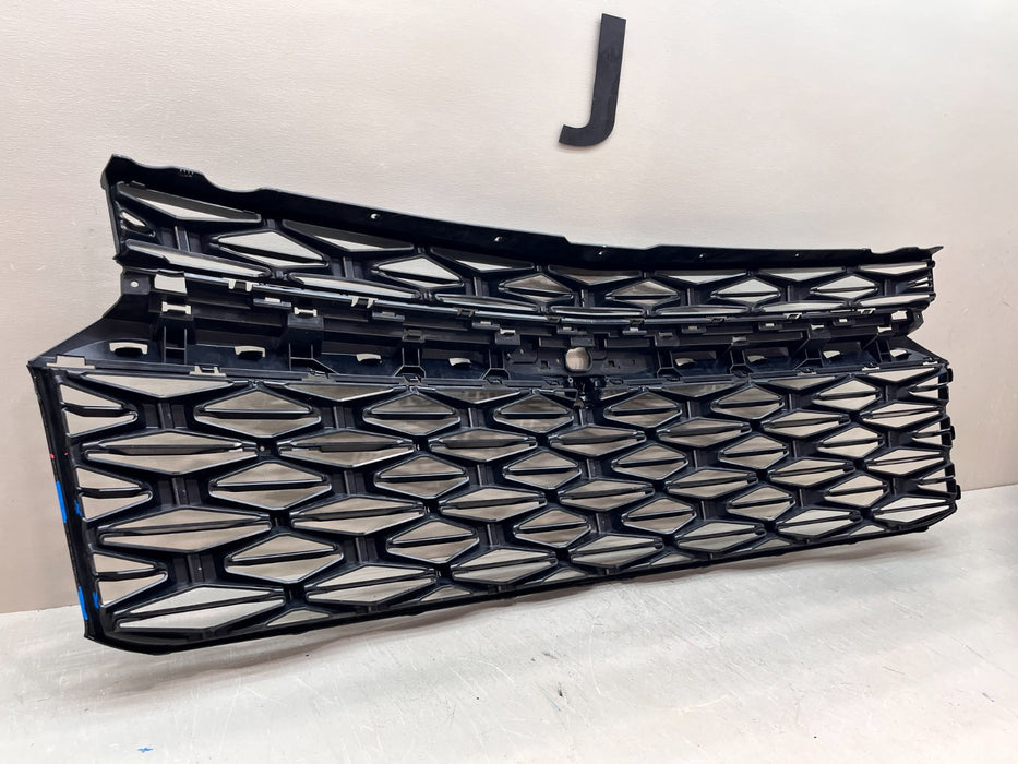 2024-2025 CHEVROLET TRAVERSE FRONT GRILLE GRILL WO/CAM 26447420 OEM