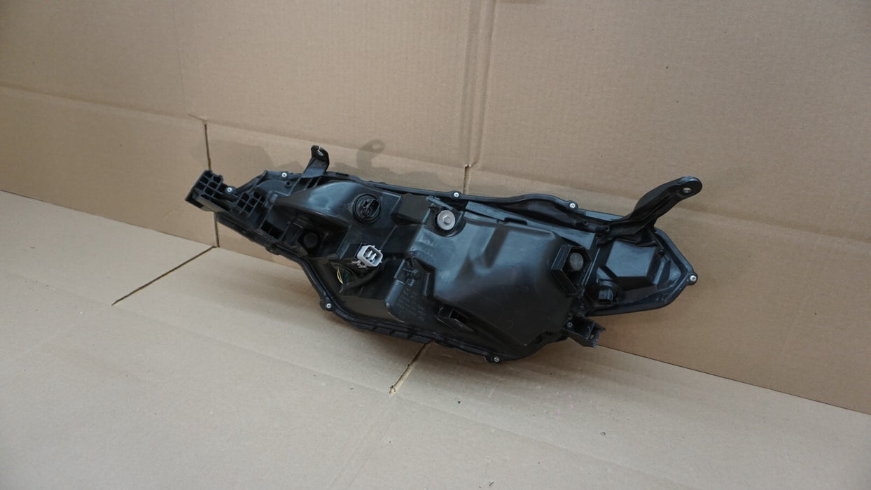 2014-2016 TOYOTA COROLLA FRONT RIGHT PASSENGERS SIDE HEADLIGHT OEM 14 15 16