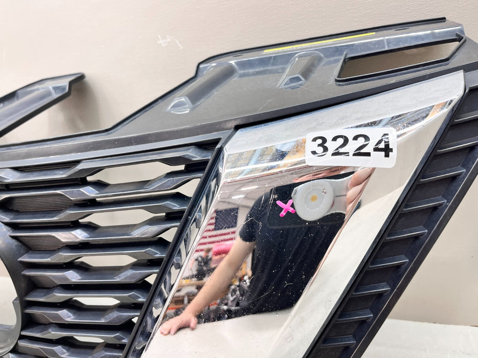 2017-2020 NISSAN ROGUE SPORT FRONT GRILLE GRILL 62310-5HR5A OEM