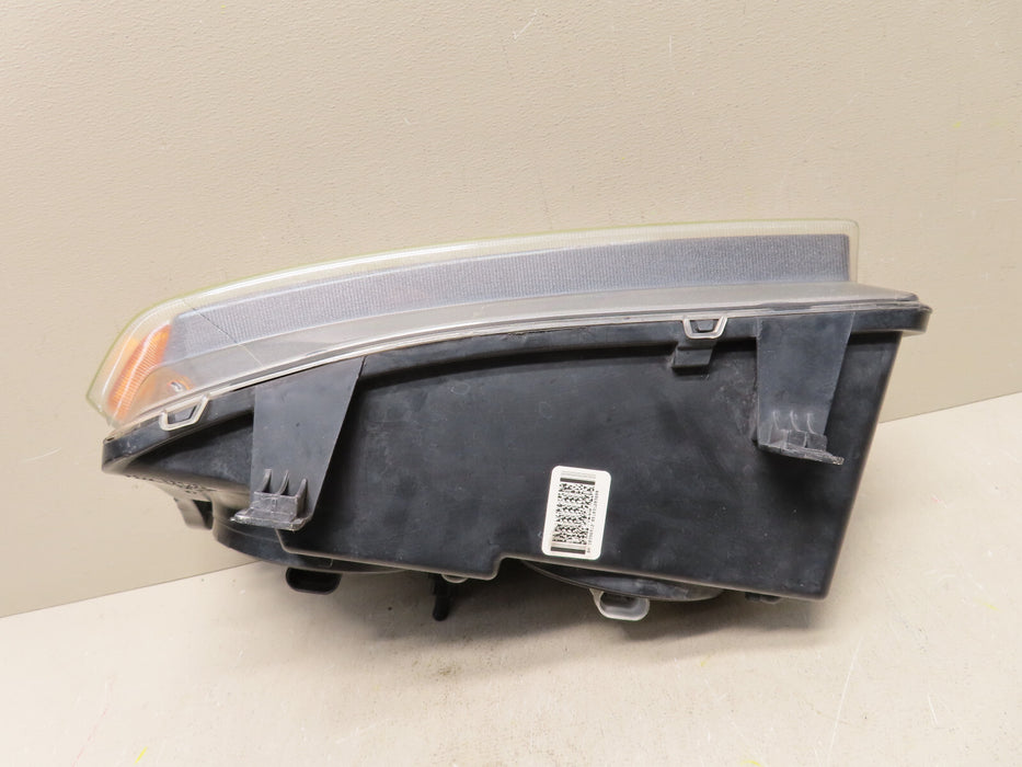 2003-2007 CHEVROLET SILVERADO 1500 AVALANCHE RH PASSENGER HEADLIGHT HALOGEN OEM