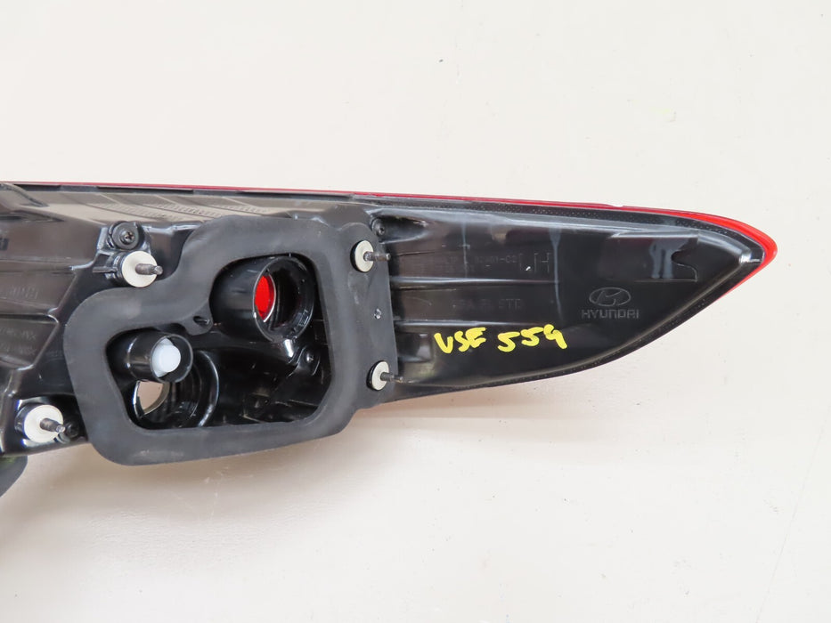2018-2019 HYUNDAI SONATA REAR LEFT DRIVER SIDE TAILLIGHT TAILLAMP ASSEMBLY OEM