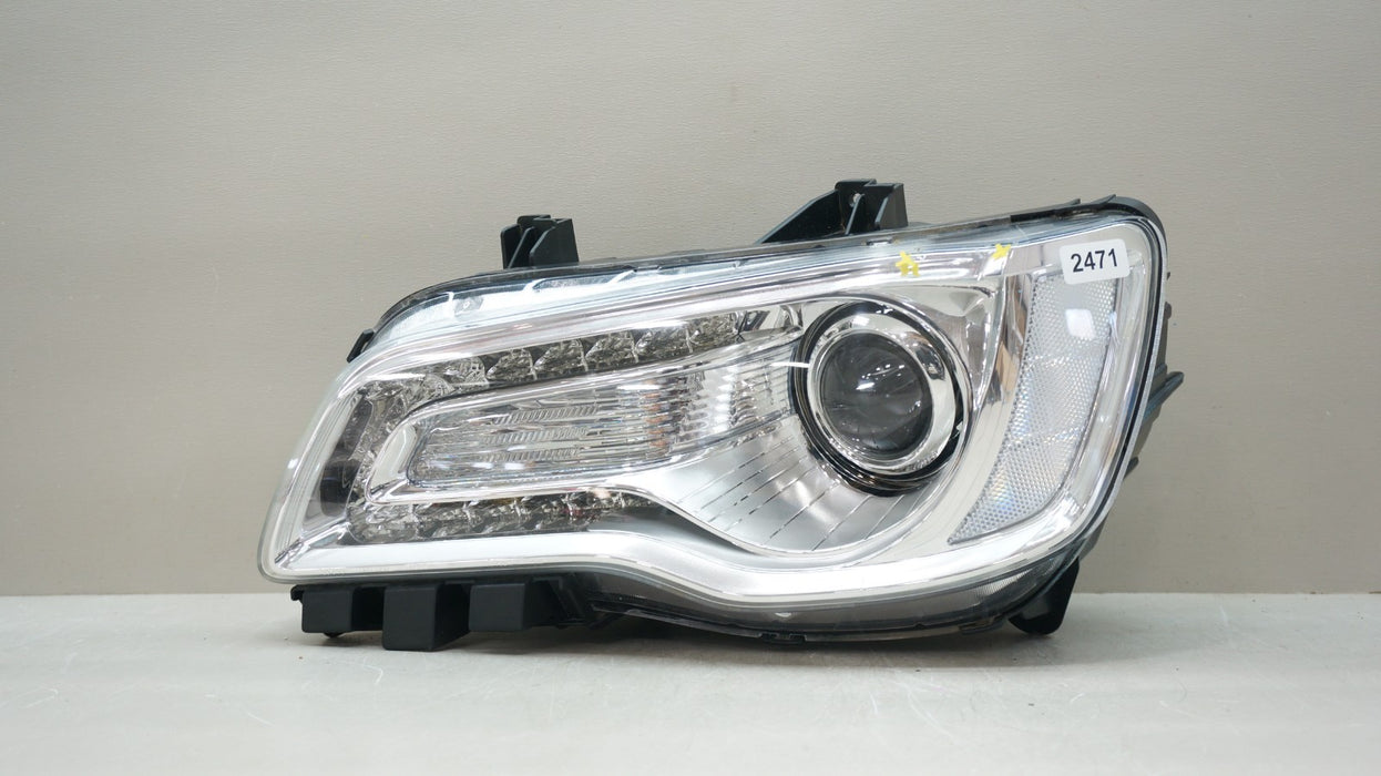 2015-2017 CHRYSLER 300 FRONT LEFT DRIVER SIDE HALOGEN HEADLIGHT OEM