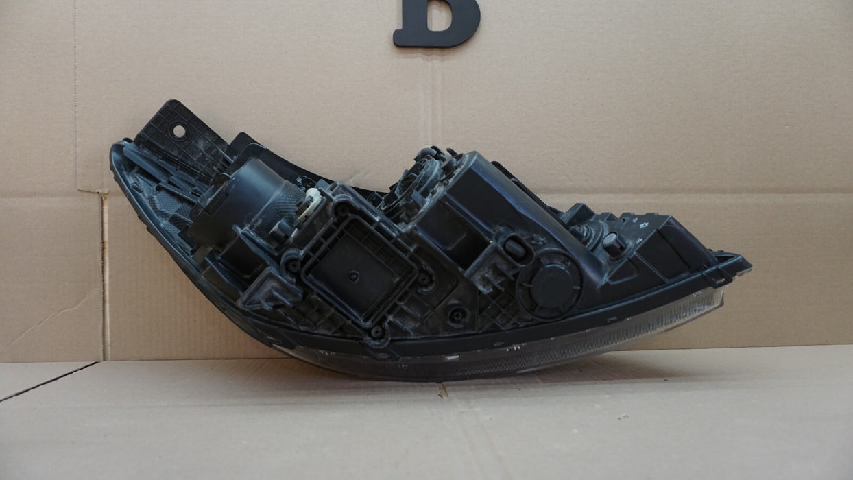 2015-2018 KIA SEDONA FRONT LEFT DRIVERS SIDE HEADLIGHT OEM 15 16 17 18
