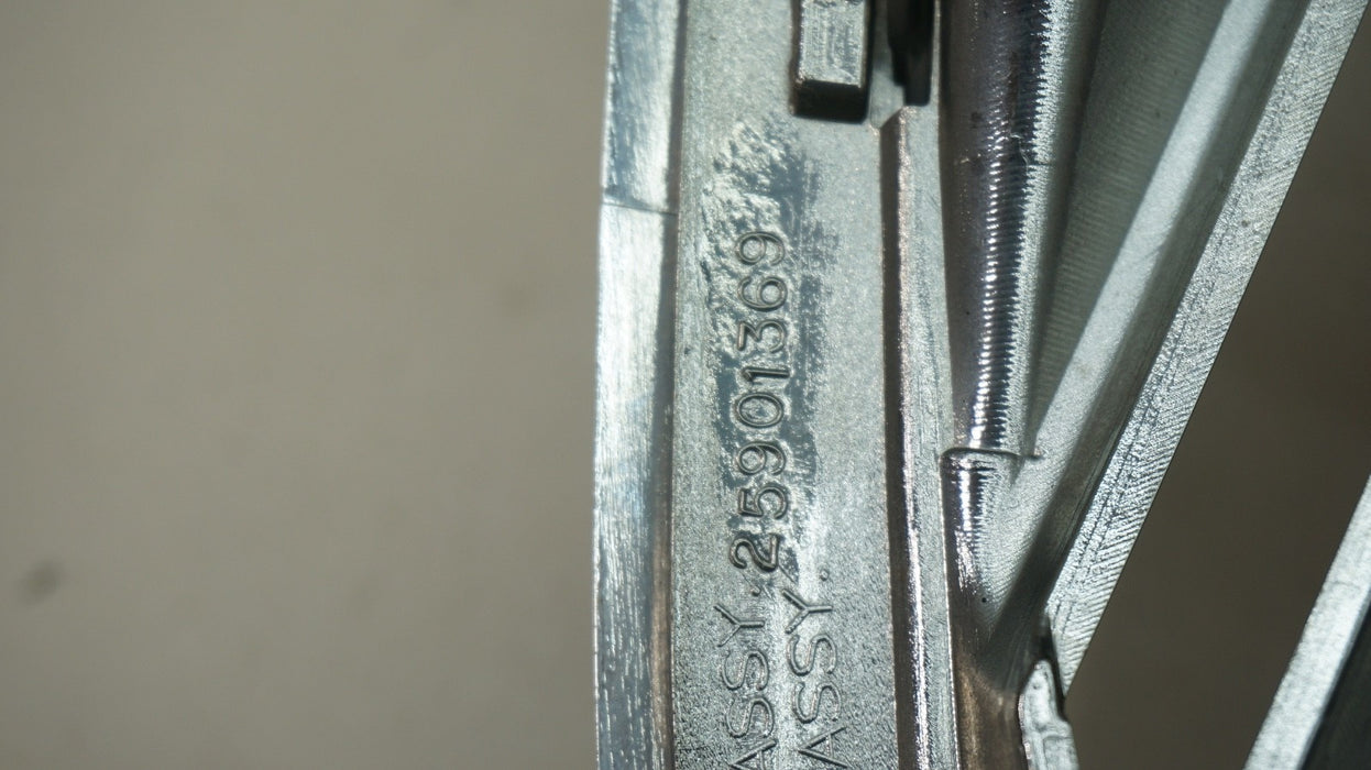 2008-2012 BUICK ENCLAVE FRONT UPPER BUMPER RADIATOR GRILLE OEM 25901369