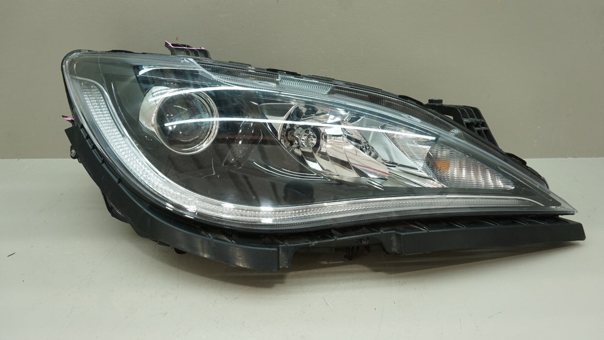 2017-2020 CHRYSLER PACIFICA FRONT RIGHT PASSENGERS SIDE LED HEADLIGHT OEM