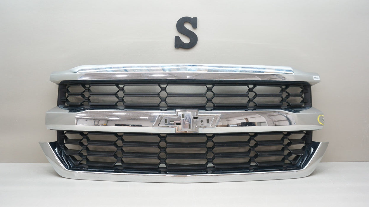 2016-2018 CHEVROLET SILVERADO 1500 FRONT BUMPER RADIATOR GRILLE OEM 2338604