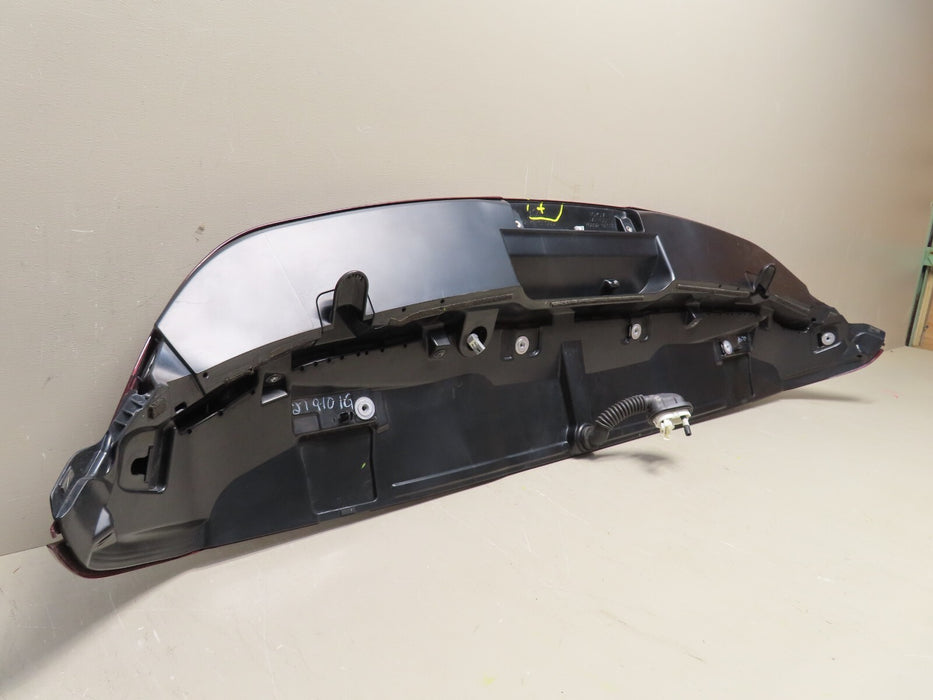 2014-2019 TOYOTA HIGHLANDER SUV REAR TAILGATE LIFTGATE SPOILER OEM 76871-0E080