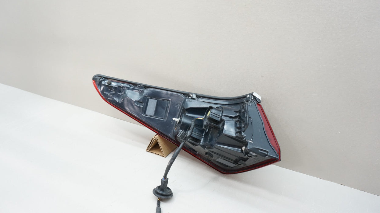 2019-2023 LEXUS ES350 ES300H REAR RIGHT LED TAIL LIGHT OEM