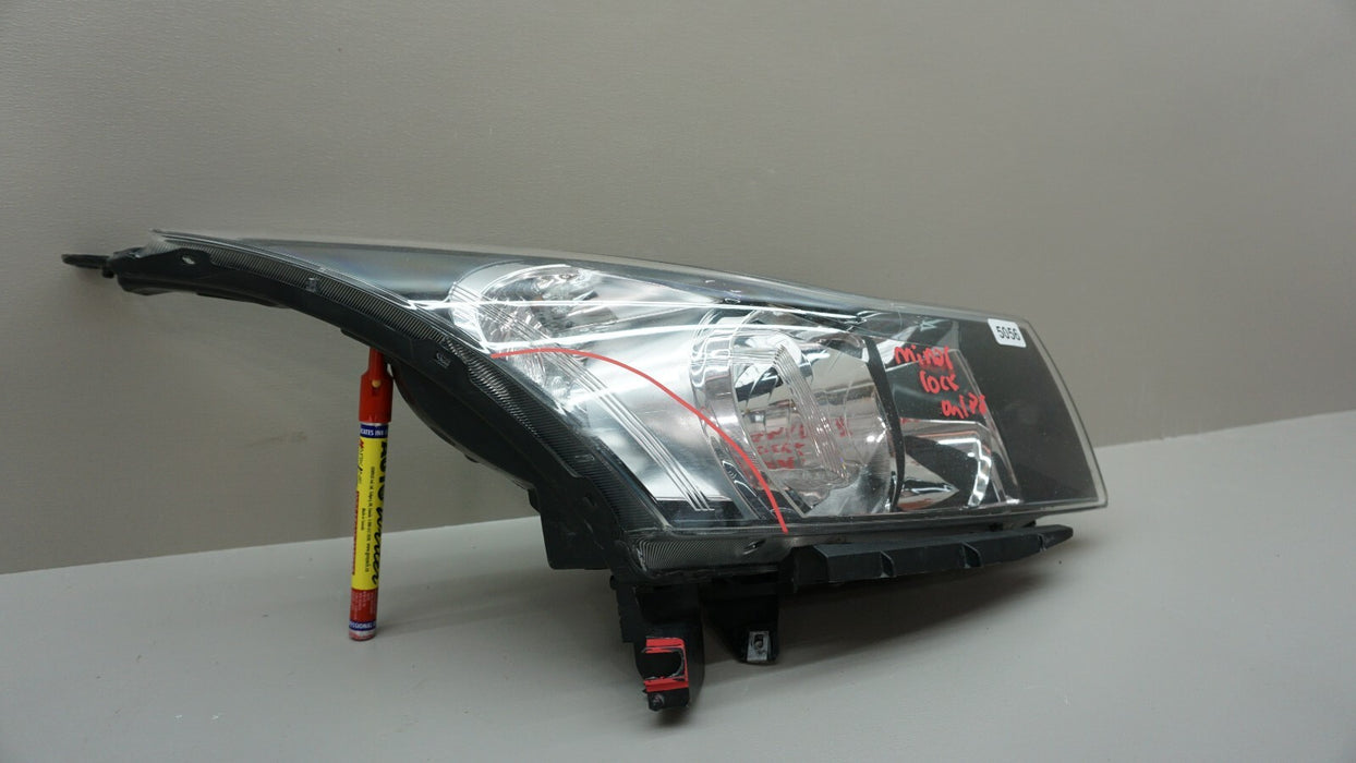 2011-2015 CHEVROLET CRUZE FRONT RIGHT PASSENGER SIDE HEADLIGHT HALOGEN OEM 11 12
