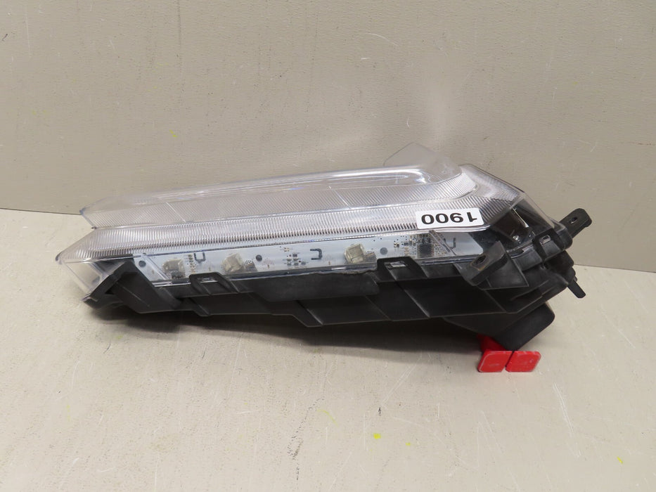 2016-2018 CHEVROLET MALIBU RIGHT DRL DAYTIME RUNNING LIGHT LED OEM 22982838