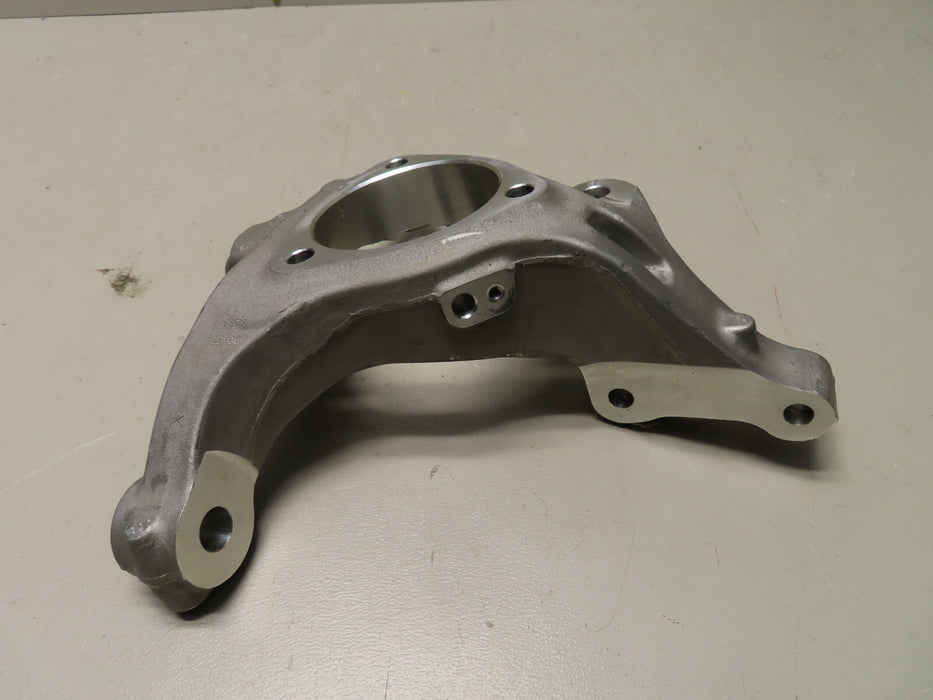 2013-2016 CHEVY MALIBU FRONT LEFT SIDE STEERING KNUCKLE P# 13243519 OEM