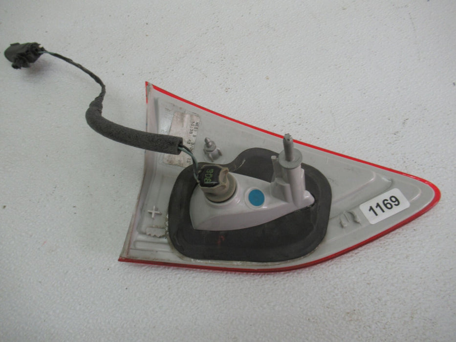 2013-2016 FORD ESCAPE REAR RIGHT PASSENGER SIDE TAIL LIGHT HALOGEN LAMP OEM