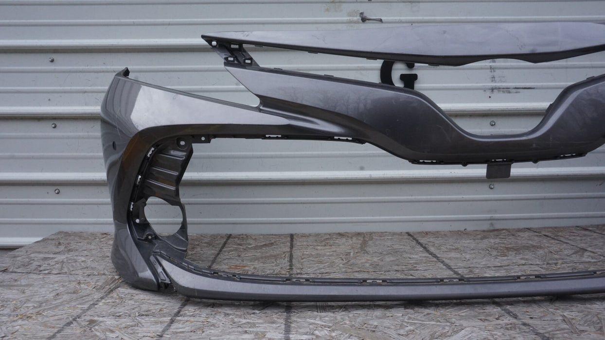 2018-2020 TOYOTA CAMRY FRONT MAIN BUMPER PANEL COVER OEM 18 19 20