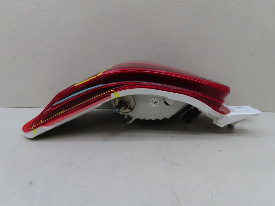 2020-2022 HYUNDAI PLAISADE REAR LEFT DRIVER SIDE BACKUP LIGHT REFLECTOR OEM