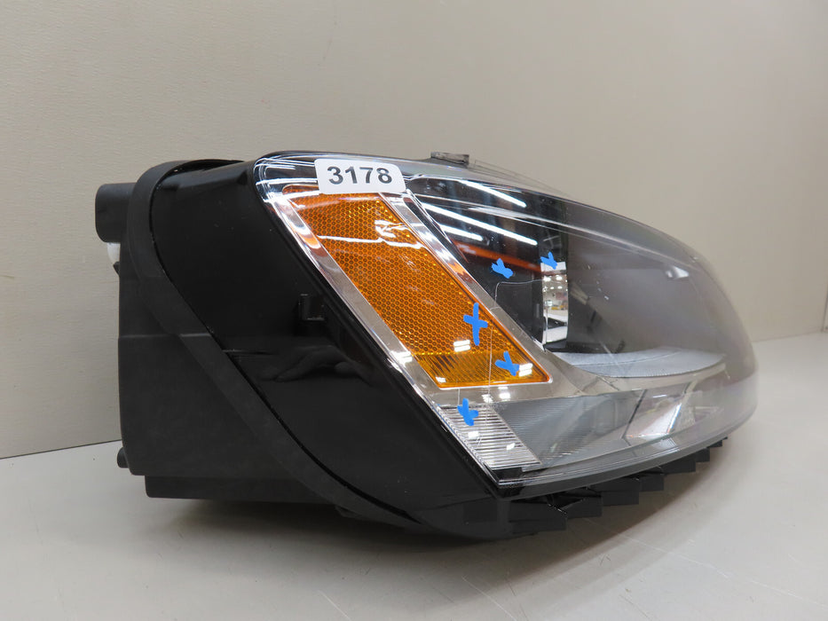 2011-2018 VOLKSWAGEN JETTA FRONT RIGHT PASSENGER SIDE HEADLIGHT OEM
