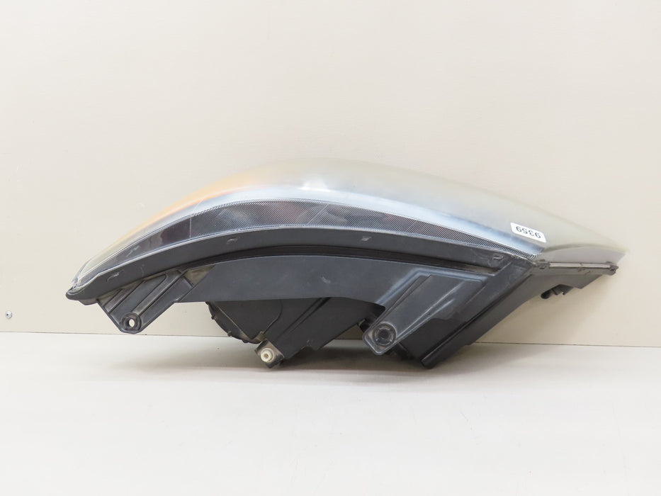2011-2013 KIA SORENTO FRONT LEFT DRIVER HEADLIGHT HALOGEN OEM 92101-1U200 9359