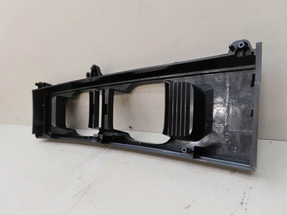 2020-2023 LAND ROVER DEFENDER REAR LEFT DRIVER QUARTER PANEL TRIM TAIL LIGHT OEM