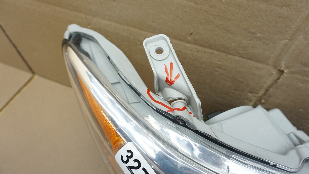 2012-2014 TOYOTA CAMRY FRONT RIGHT PASSENGER SIDE HEADLIGHT HEADLAMP HALOGEN OEM