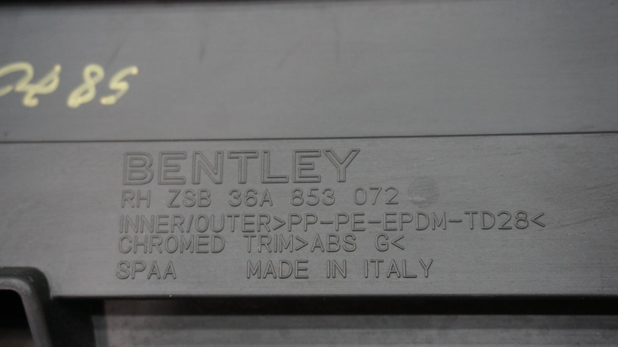 2016-2020 BENTLEY BENTAYGA RH RIGHT FRONT DOOR MOLDING TRIM OEM 36A-853-072
