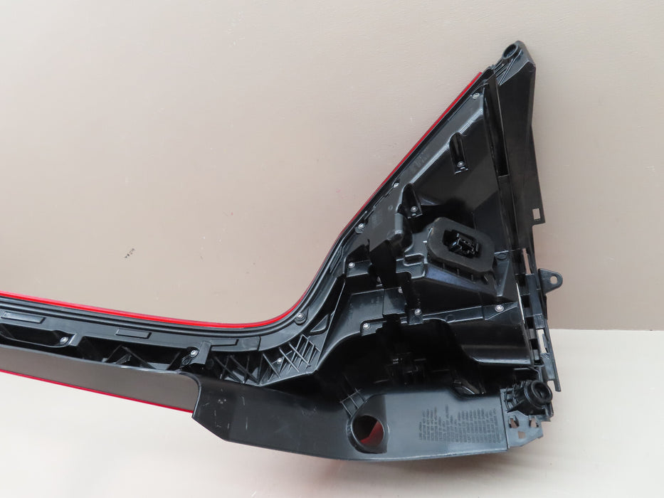 2018-2022 VOLVO XC60 REAR LEFT DRIVER SIDE TAIL LIGHT OEM 31655358