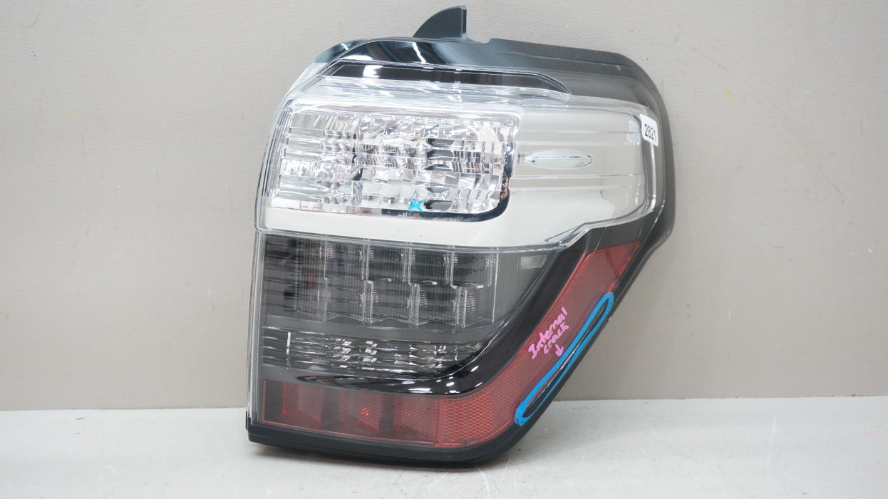 2014-2024 TOYOTA 4RUNNER REAR RIGHT PASSENGER SIDE TAIL LIGHT OEM