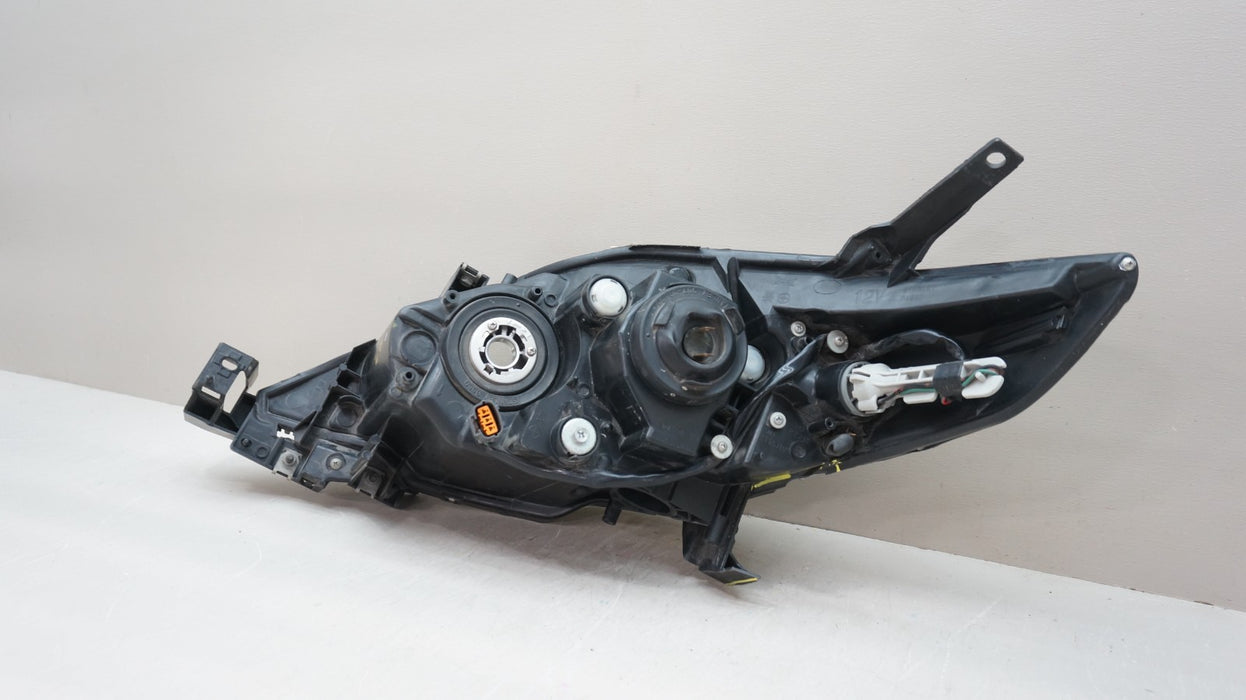 2006-2007 MAZDA 5 FRONT RIGHT PASSENGER SIDE HALOGEN HEADLIGHT OEM