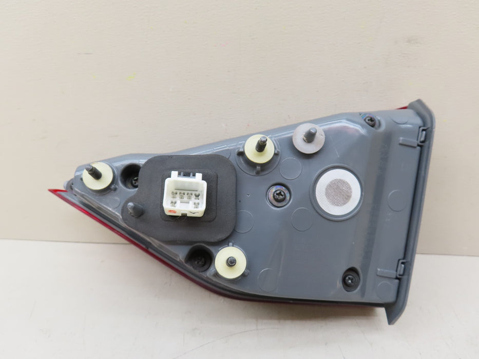 2015-2017 GENESIS G80 REAR LEFT DRIVER SIDE INNER TAIL LIGHT OEM