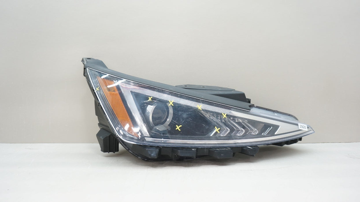 2019-2020 HYUNDAI ELANTRA FRONT RIGHT PASSENGER SIDE HALOGEN HEADLIGHT OEM