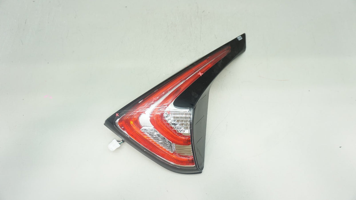 2015-2018 NISSAN MURANO REAR RH RIGHT PASSENGER SIDE TAIL LIGHT OEM