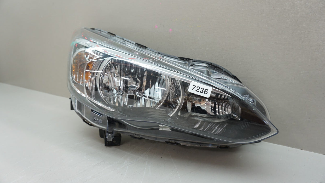 2017-2021 SUBARU IMPREZA FRONT RIGHT PASSENGER SIDE HEADLIGHT HALOGEN OEM