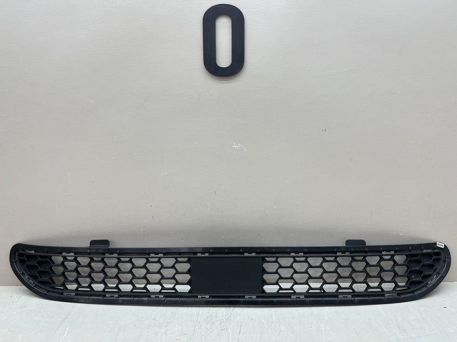 2019-2020 HYUNDAI SANTA FE FRONT LOWER BUMPER GRILLE 86531-S2010 OEM