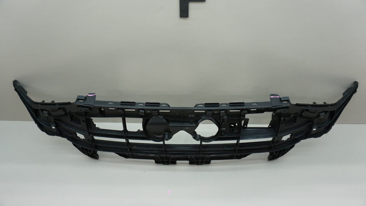 2019-2023 AUDI E-TRON FRONT MAIN GRILLE MOUNTING BRACKET 4KE.807.233 OEM