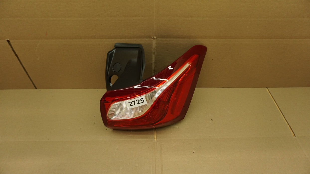 2018 2019 2020 2021 CHEVROLET EQUINOX REAR RIGHT PASSENGER SIDE TAIL LIGHT OEM