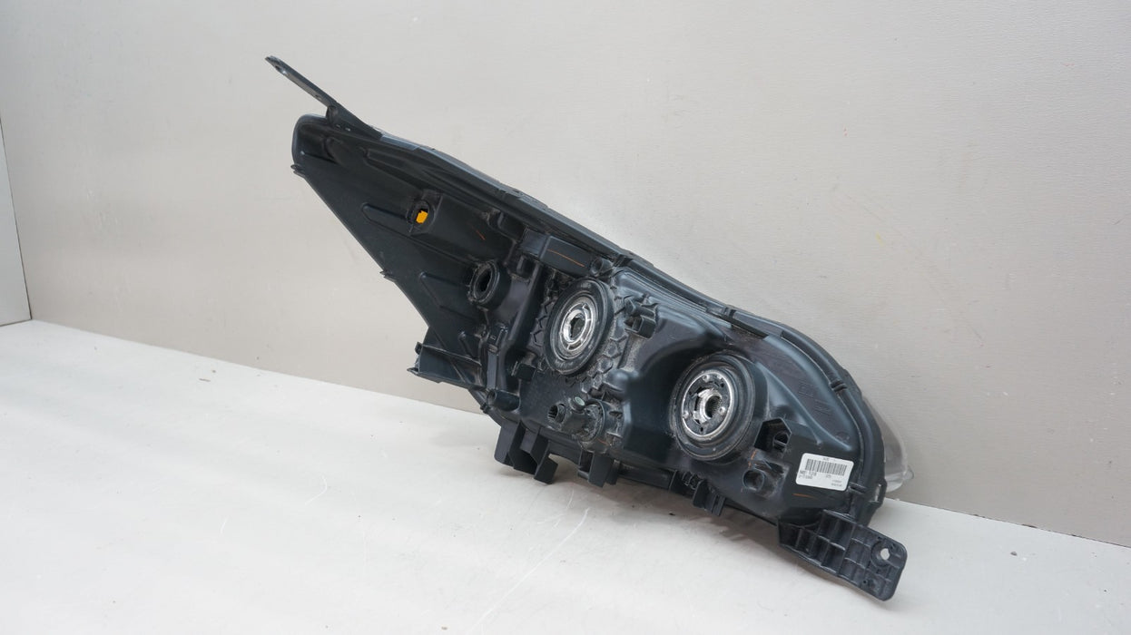 2017-2023 SUBARU IMPREZA / CROSSTREK FRONT LEFT HALOGEN HEADLIGHT OEM