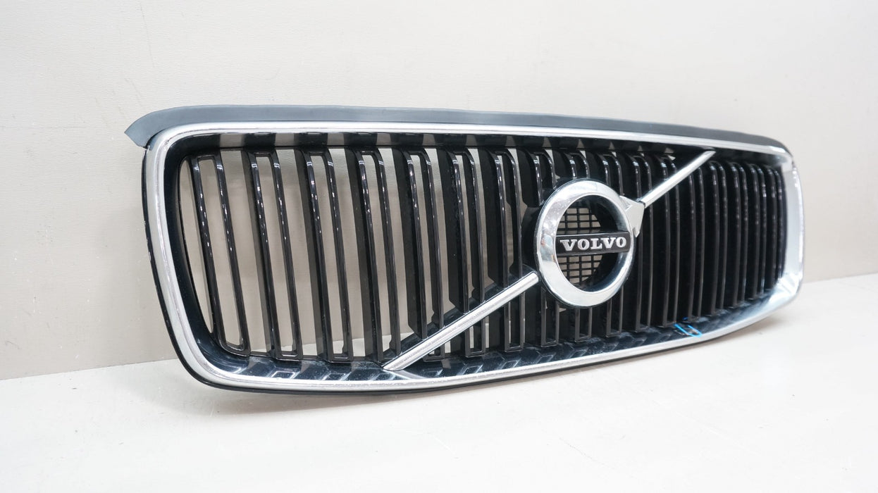 2016-2019 VOLVO XC90 FRONT RADIATOR GRILLE GRILL 31425935 OEM