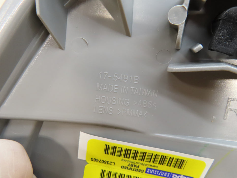 2014-2019 TOYOTA HIGHLANDER REAR RIGHT REFLECTOR TYC AFTERMARKET 17-5491-00-9