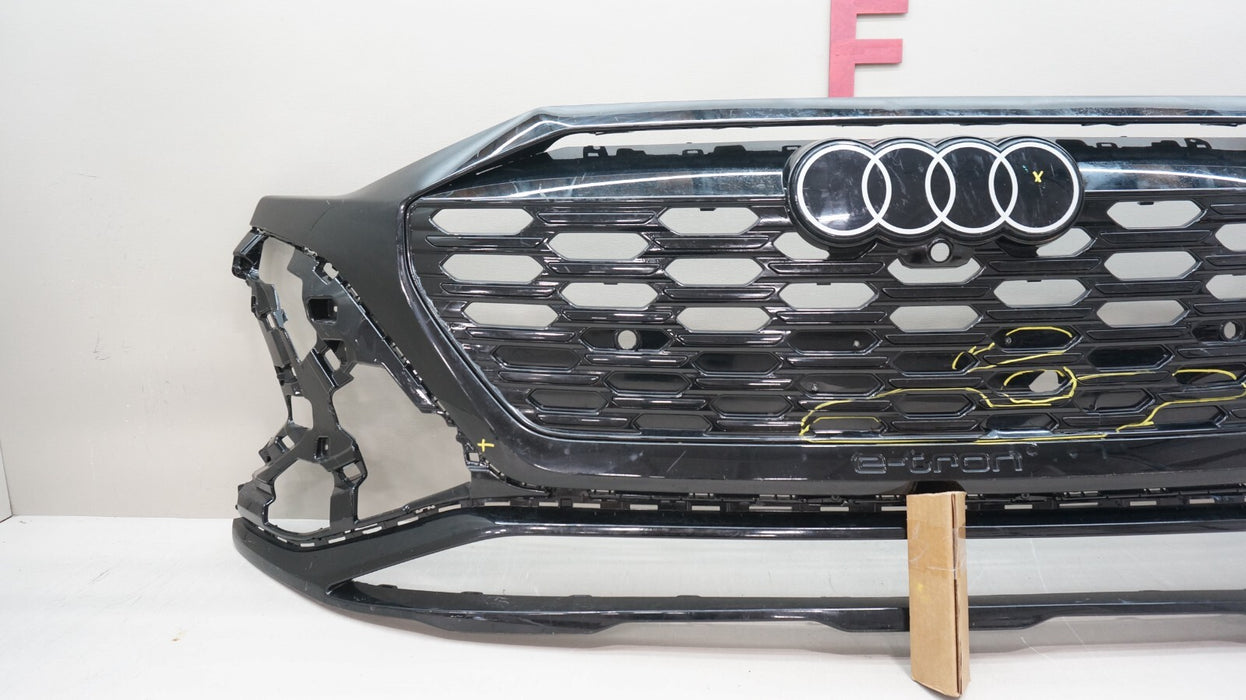 2022-2025 AUDI Q8 E-TRON FRONT BUMPER COVER PANEL WITH GRILLE OEM 4KE807725