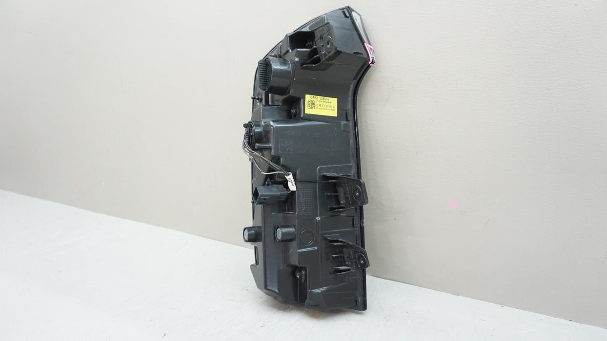2023-2024 KIA TELLURIDE REAR RH RIGHT PASSENGER SIDE TAIL LIGHT OEM