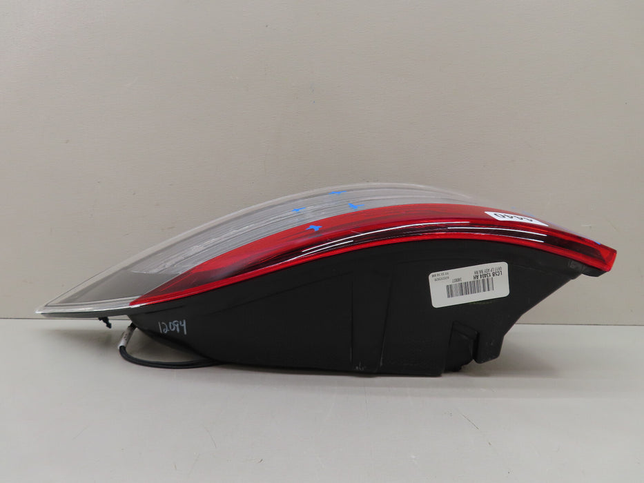 2020-2024 LINCOLN AVIATOR REAR RIGHT PASSENGER TAIL LIGHT OUTER OEM