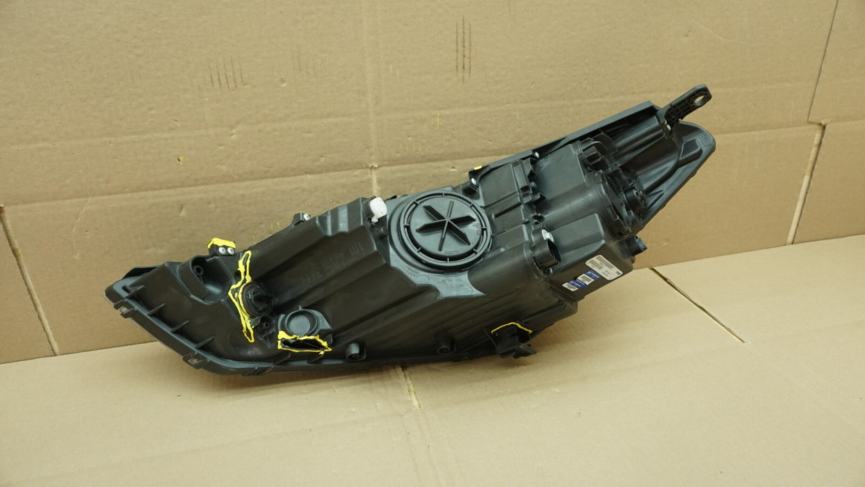2016-2018 HYUNDAI TUCSON RIGHT PASSENGER SIDE HEADLIGHT HALOGEN AFTERMARKET