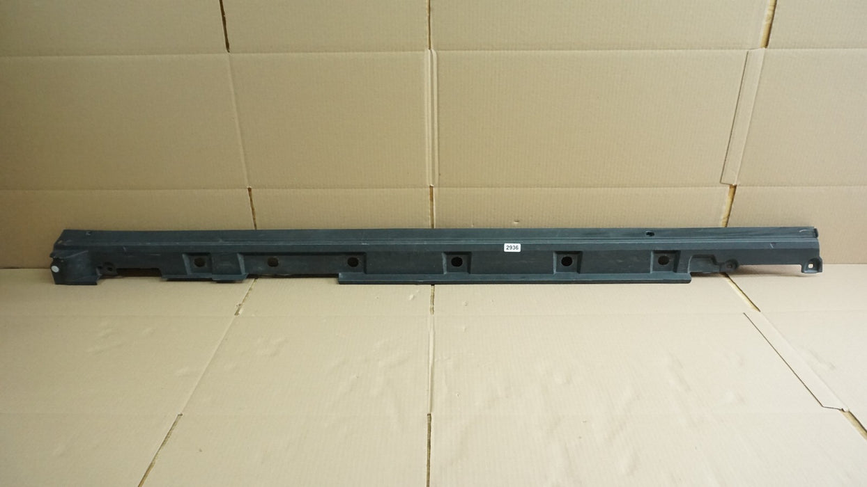 2020-2021 TOYOTA HIGHLANDER RIGHT PASSENGER SIDE ROCKER SKIRT MOLDING PANEL OEM