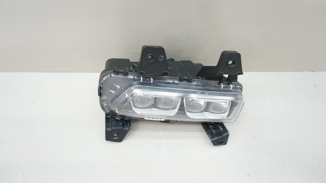 2020-2022 KIA TELLURIDE FRONT RIGHT PASSENGER SIDE FOG LIGHT OEM