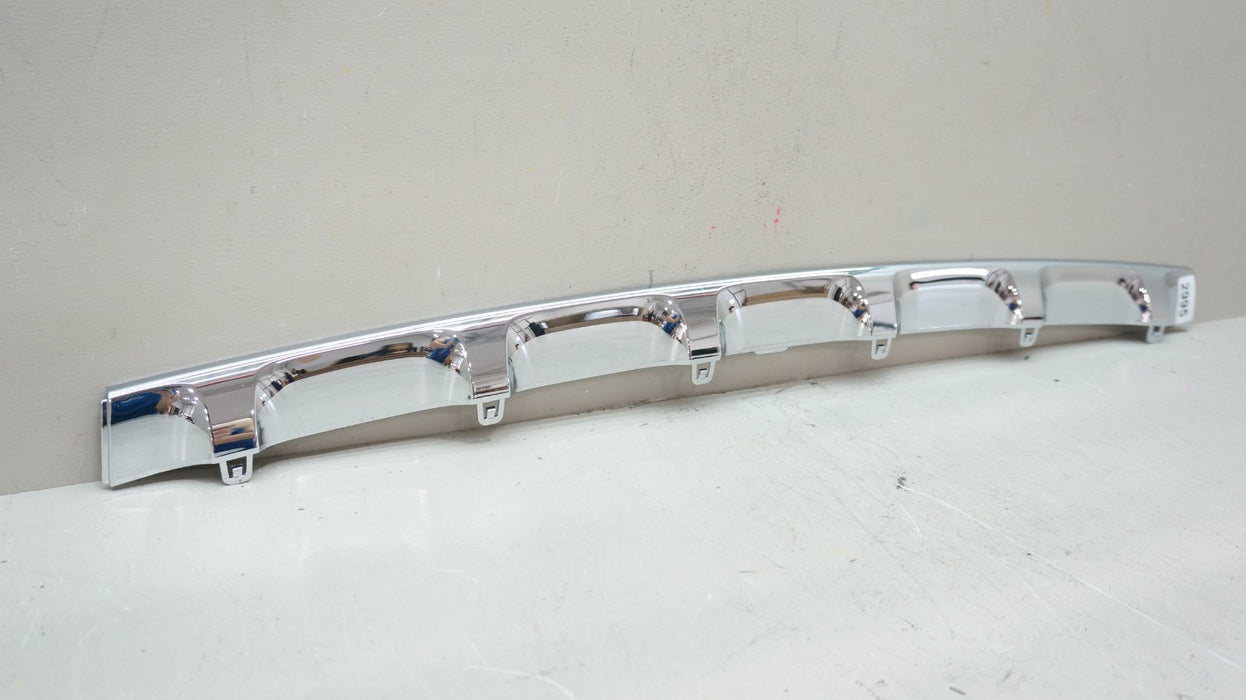 2022-2025 JEEP GRAND CHEROKEE CENTER GRILLE CHROME MOLDING 6YX34LS1AB OEM